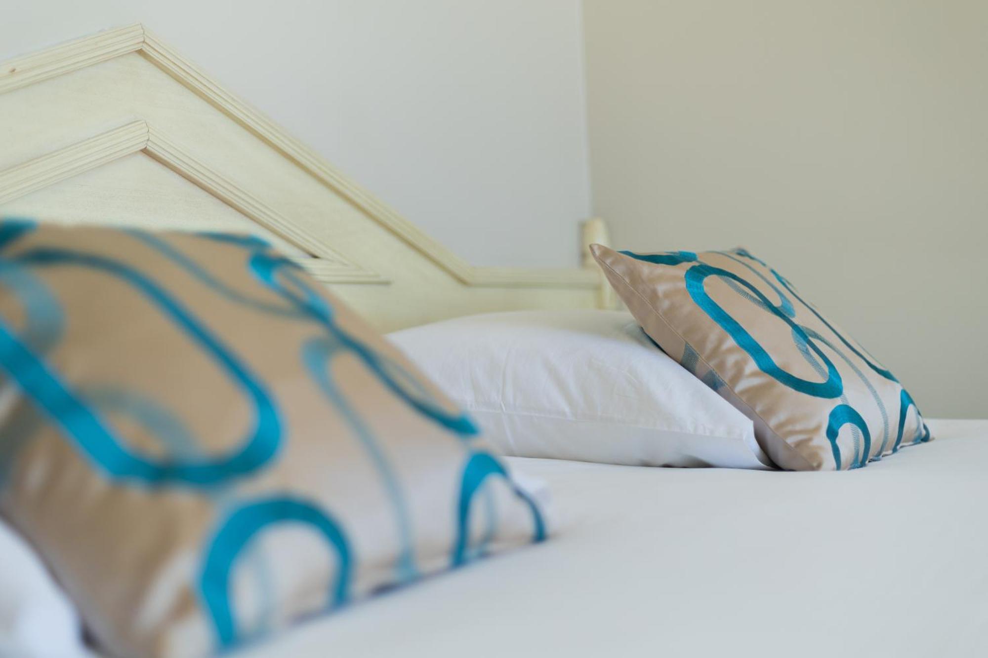 Hotel Mediterranee Le Lavandou Zewnętrze zdjęcie