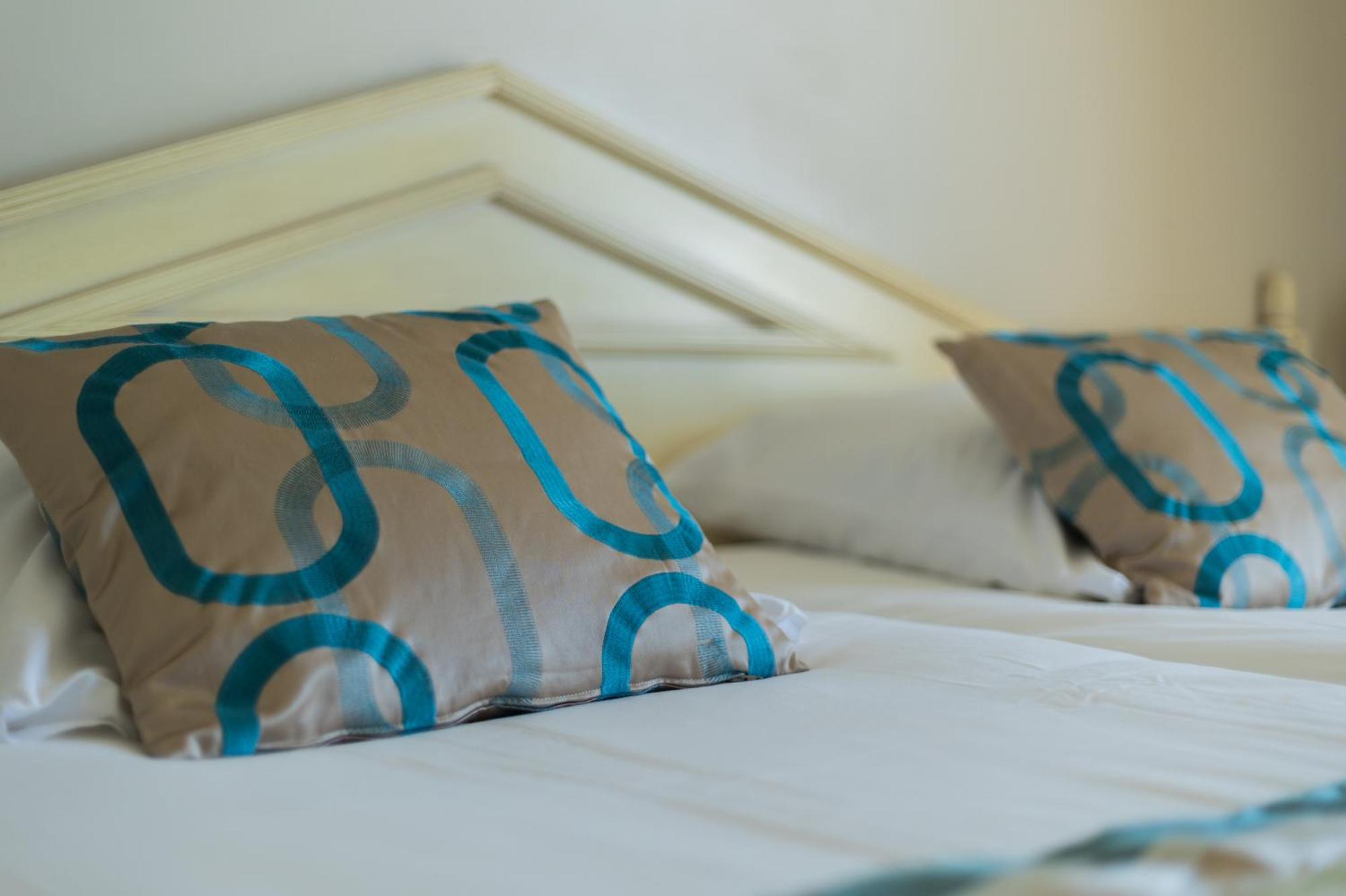 Hotel Mediterranee Le Lavandou Zewnętrze zdjęcie