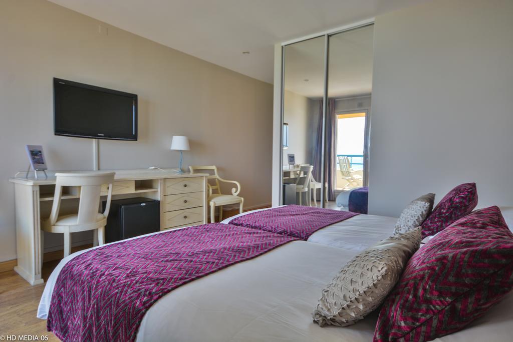 Hotel Mediterranee Le Lavandou Zewnętrze zdjęcie